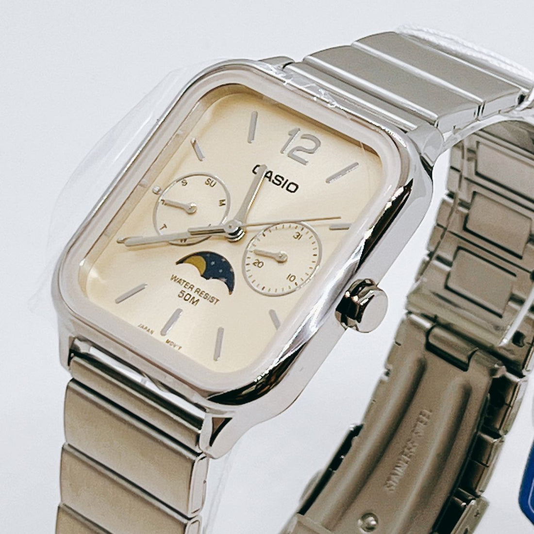 Casio Waterproof wrist watch for men